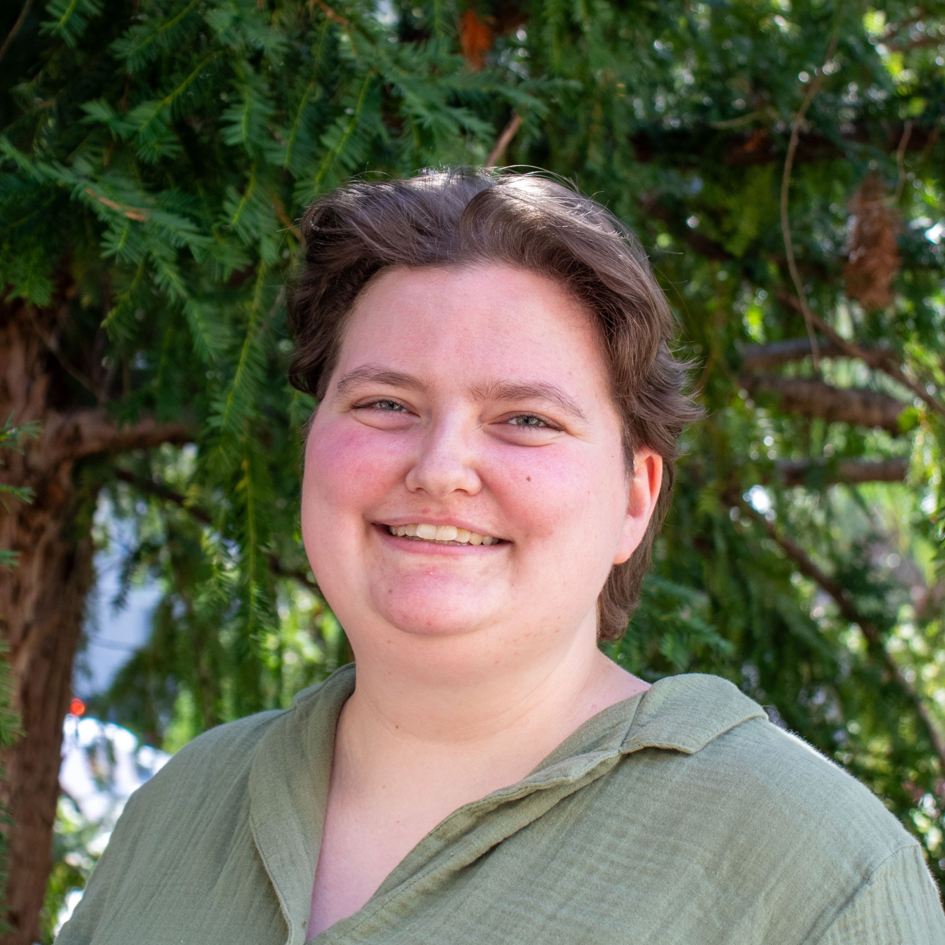 Headshot of graduate student Charlotte Lee.