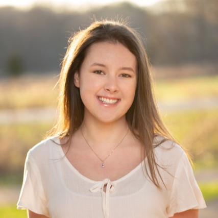 Headshot of graduate student Victoria Williams.
